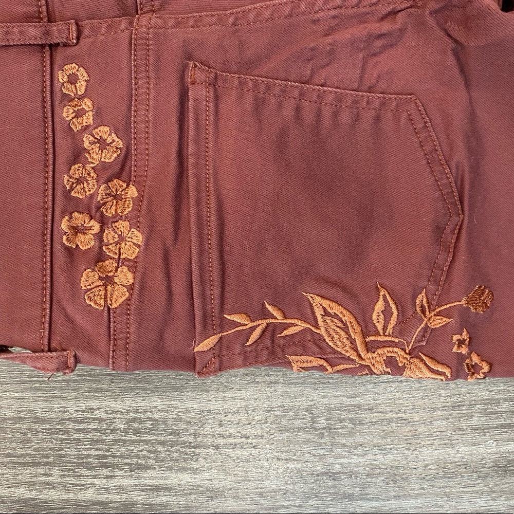 Express High Rise Supersoft Rose Gold Embroidered Stretchy Leggings Sz 0 or 2 - Picture 9 of 13
